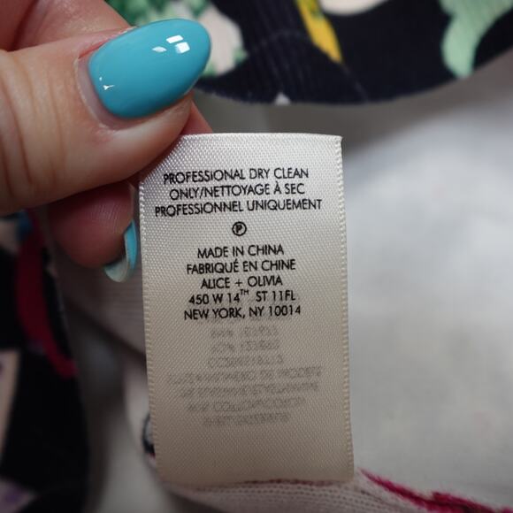 Alice Olivia Sweater Women Small NWT Gleeson Printed Pullover Stace Face Rainbow - Picture 5 of 10